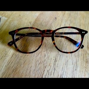 Diff Eyewear- Bluelight glasses. Never worn, case and cleaning cloth included.